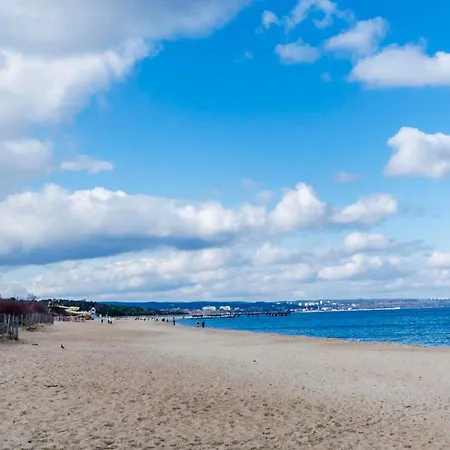 Z Ogrodem, 20 Metrów Od Plaży *