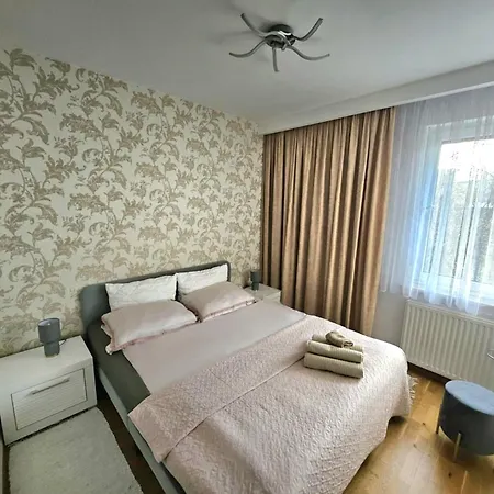 Z Ogrodem, 20 Metrow Od Plazy Lägenhet *