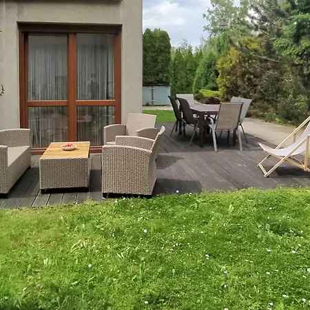 Apartmán Z Ogrodem, 20 Metrow Od Plazy *