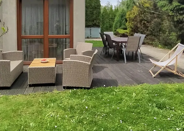 Apartment Z Ogrodem, 20 Metrow Od Plazy *