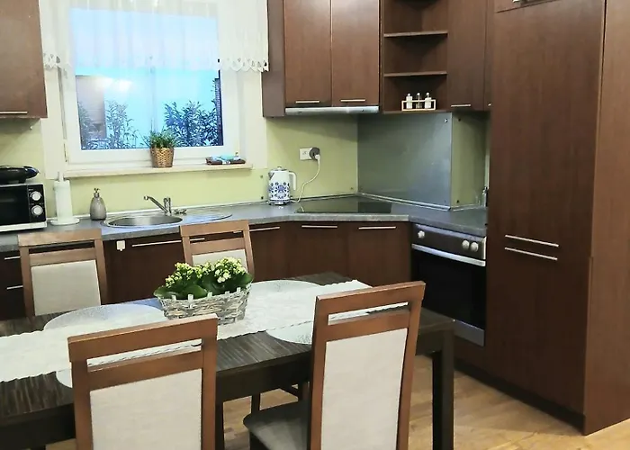 Apartment Z Ogrodem, 20 Metrow Od Plazy *