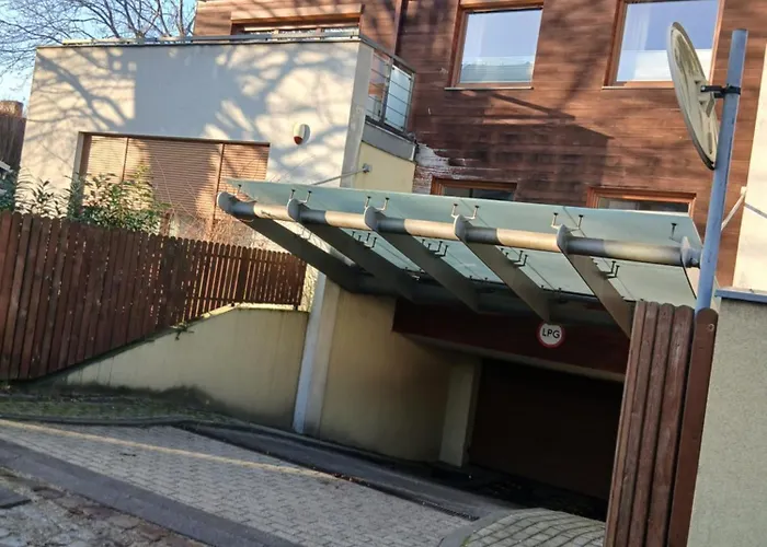 Z Ogrodem, 20 Metrow Od Plazy Lägenhet *